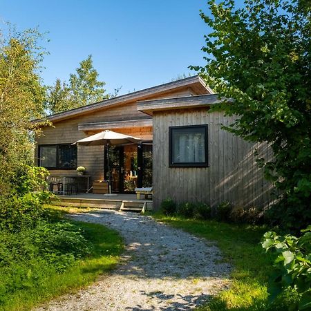 Pean-Buiten Waterlodges Nes  Exterior foto